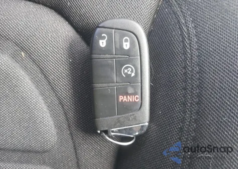 2018 Jeep Renegade Latitude 4X4 from USA, damaged, VIN ZACCJBBB2JPH45302